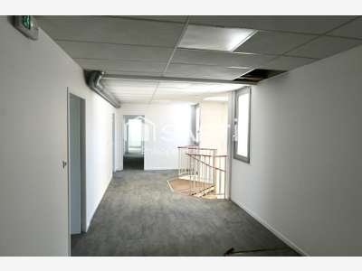 Vente bureaux 60m² RDC rénové aux portes de Caen
