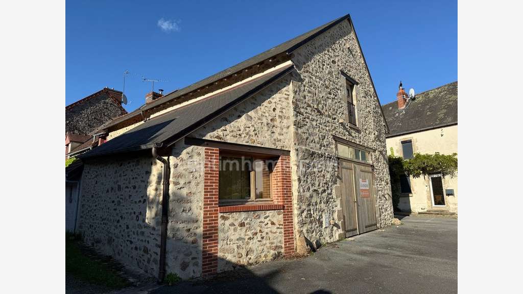 Superbe grange rénovée avec gout à Dun le Palestel