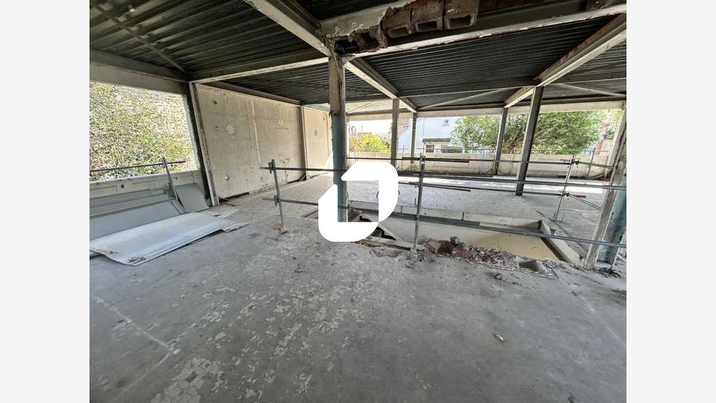 Vente Bureaux 533m² Eaubonne