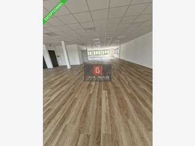 Vente bureaux divisibles neufs 831m² à Éguilles