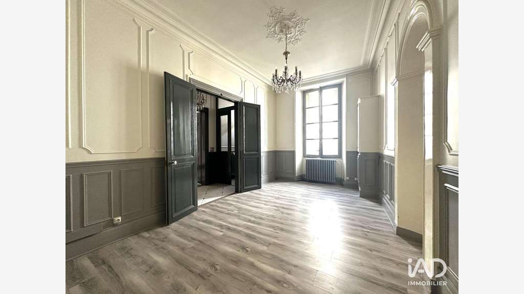 Vente bureaux 78m² centre-ville d'Étampes