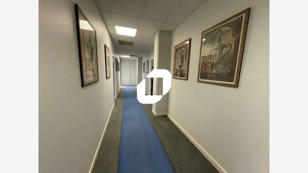 Vente Bureaux 250m² Evry courcouronnes