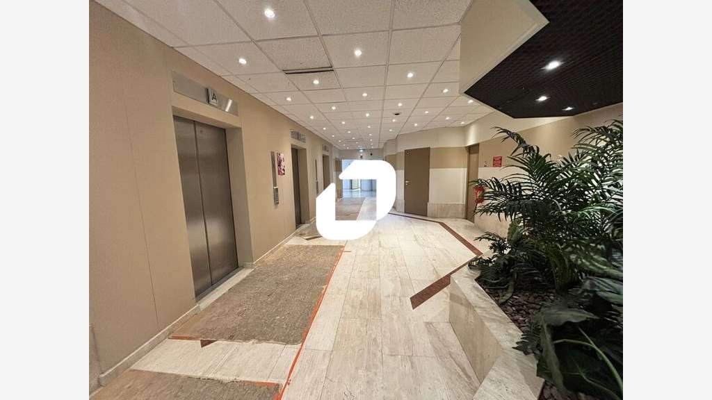 Vente Bureaux 1490m² Evry courcouronnes