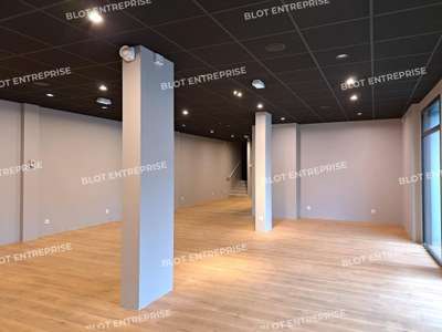 A vendre bureaux 116m² au coeur de Fougères