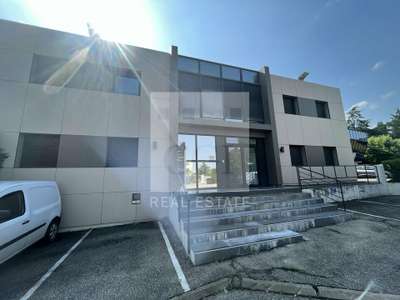 Bureaux rénovés de 71m² à vendre à Francheville