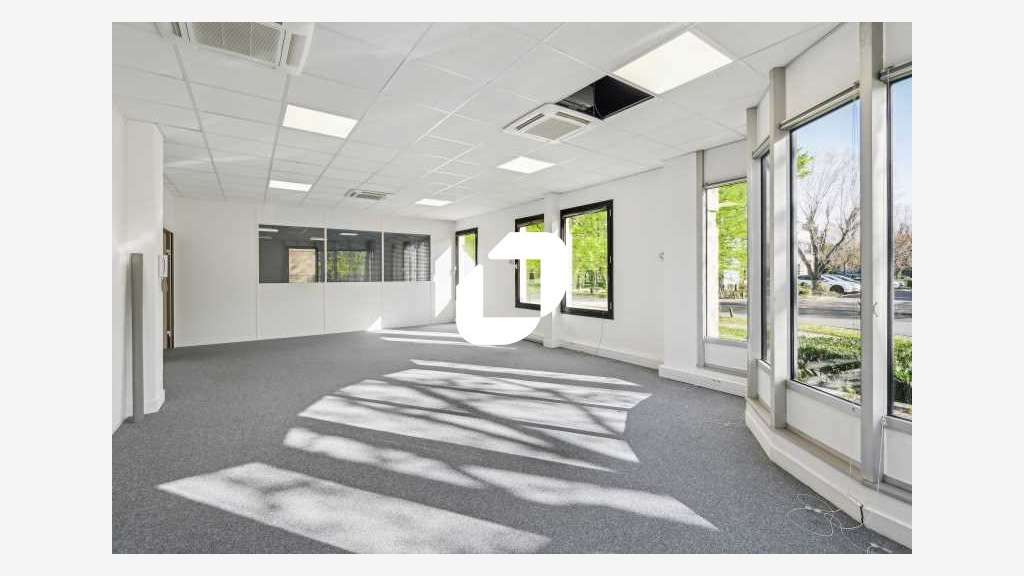 Vente Bureaux 340m² Gennevilliers