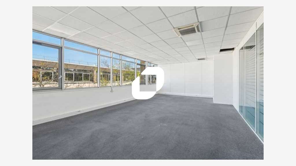 Vente Bureaux 340m² Gennevilliers