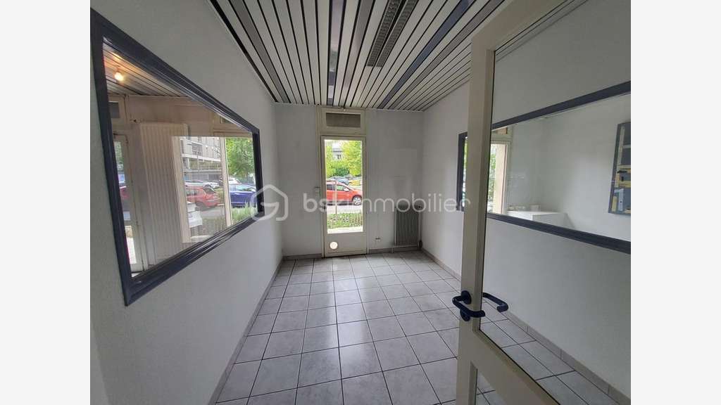Local transformable en logement à Grenoble