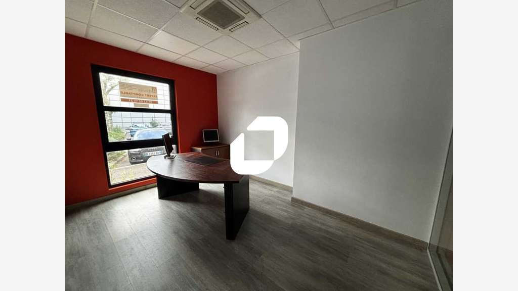 Vente Bureaux 100m² Grigny