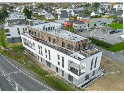 À vendre bureaux 168m² R+1 à l'Est de Guérande