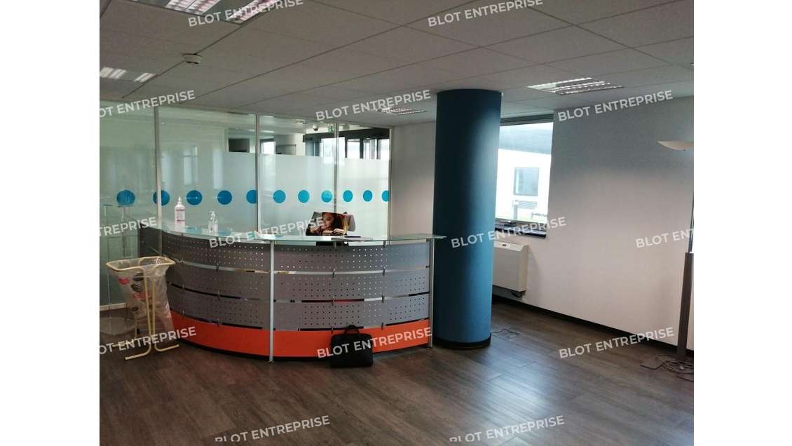 A vendre bureaux 7 500m² Guipavas ZA Prat Pip Nord