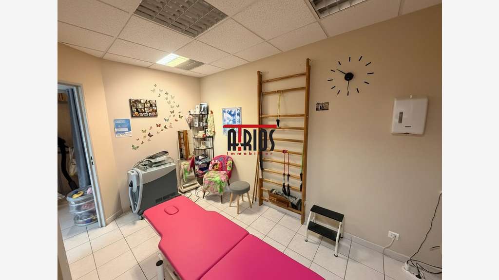 Vente bureaux de 60.15m² sur axe passant à Hyères