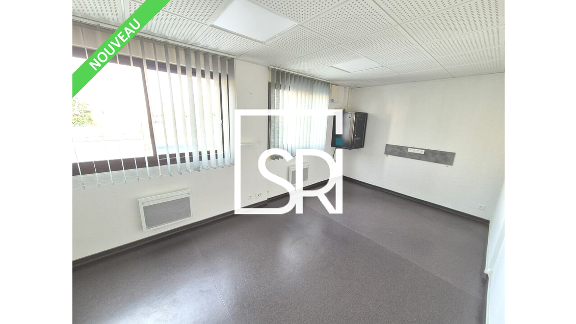 Bureaux 260m² PMR à vendre à Issoire 