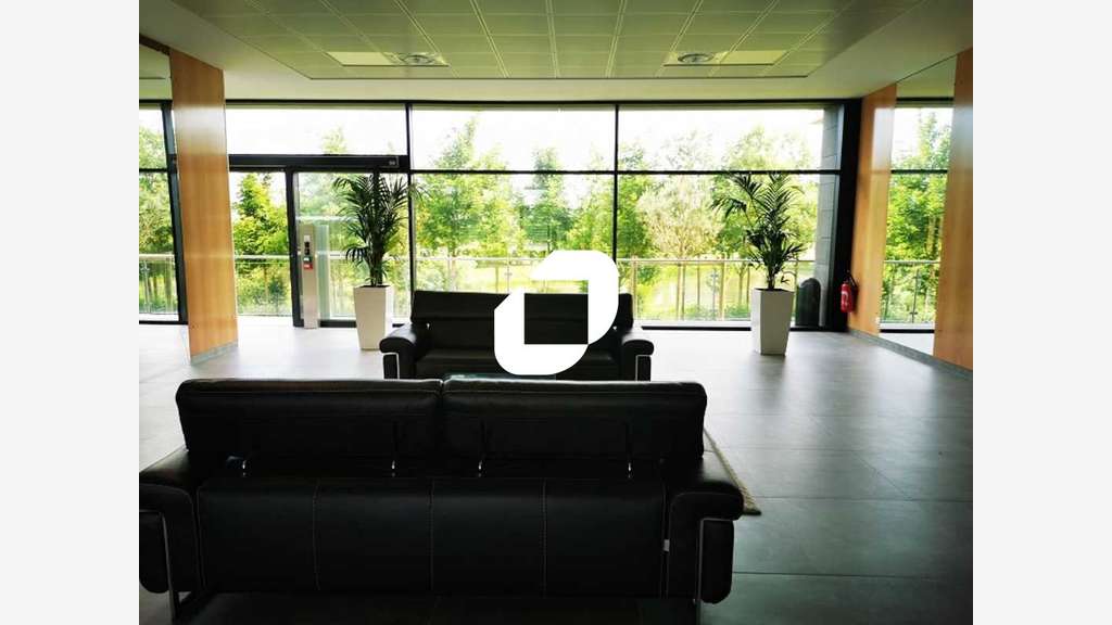 Vente Bureaux 2746m² Jossigny