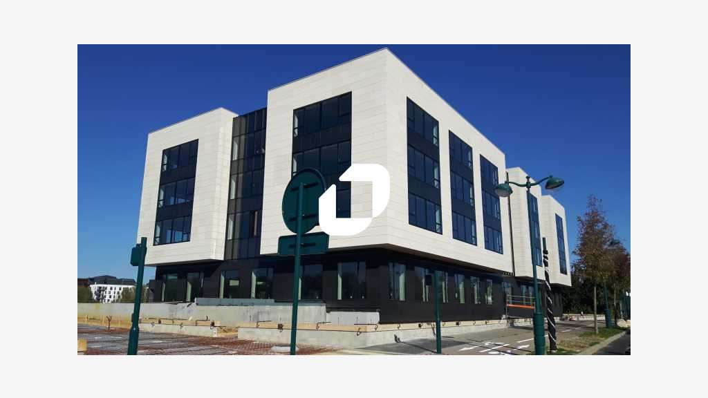 Vente Bureaux 2746m² Jossigny