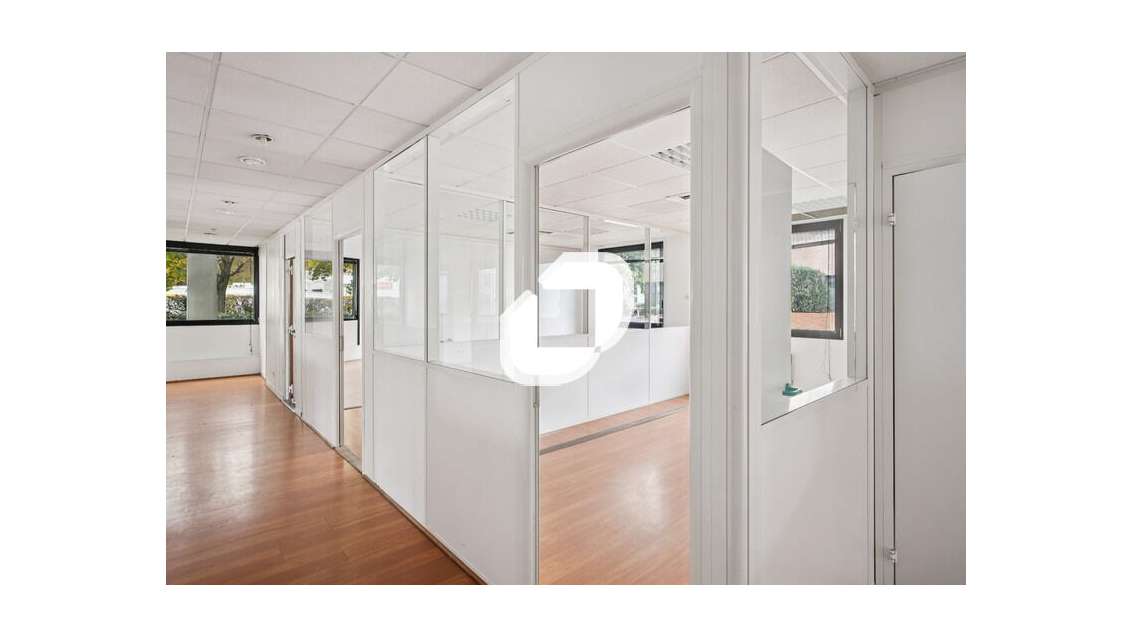 Vente Bureaux 118m² Jouy en josas