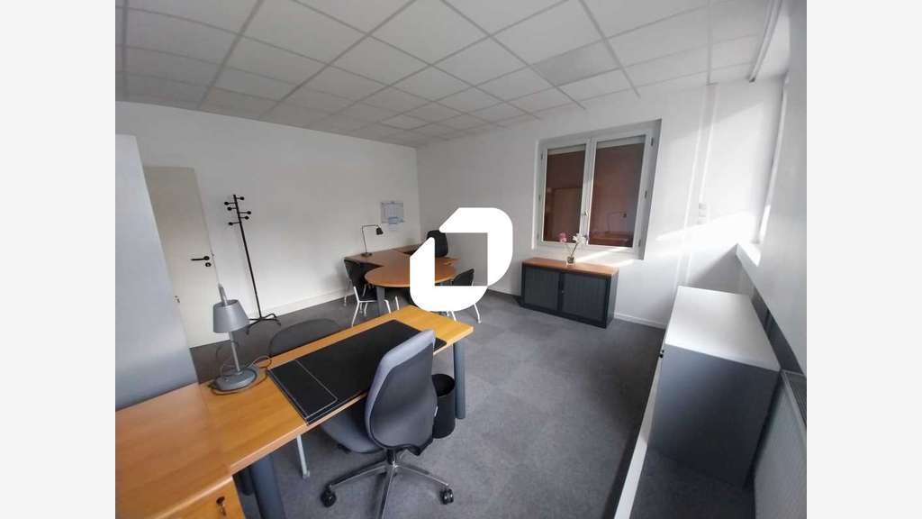 Vente Bureaux 100m² La celle saint cloud
