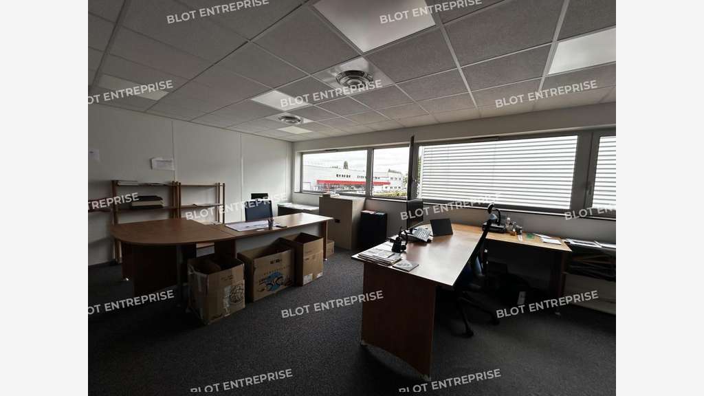 À VENDRE - BUREAUX - 200 M² - LA CHAPELLE SUR E