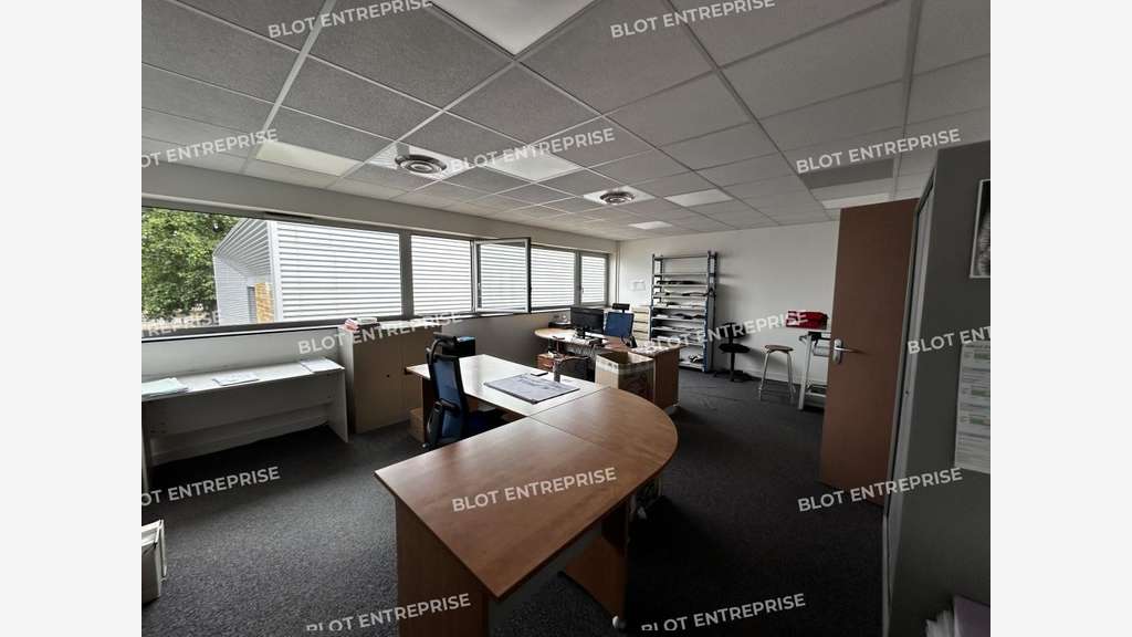 À VENDRE - BUREAUX - 200 M² - LA CHAPELLE SUR E