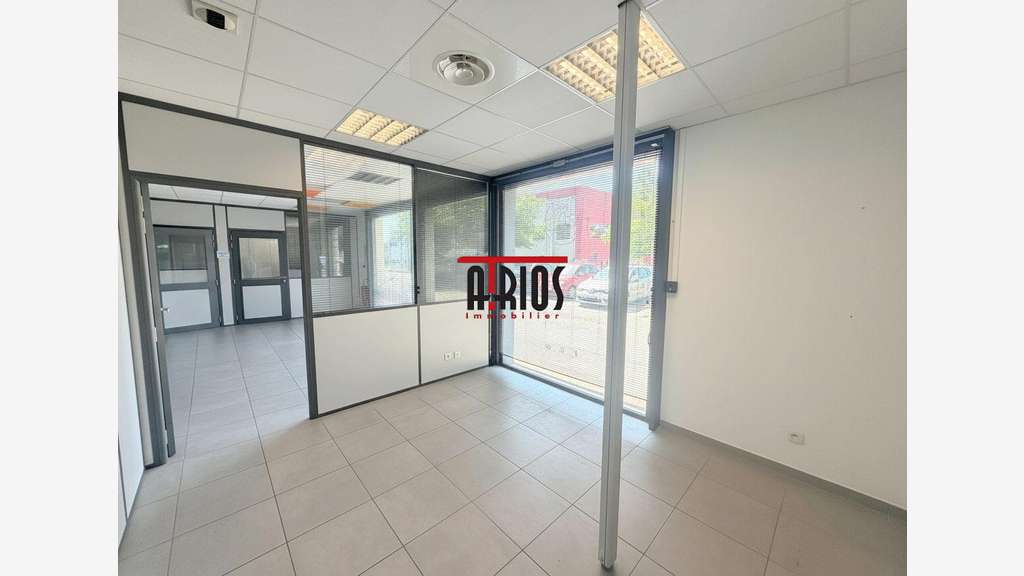 Vente bureaux 115.66m² en RDC à la Seyne sur Mer