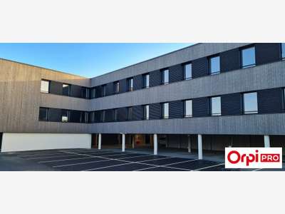 A vendre bureaux neufs 532m² proche rN12 Langueux