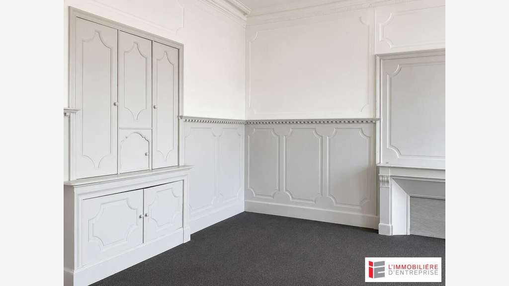 A vendre bureaux 207m² en centre ville de Lannion