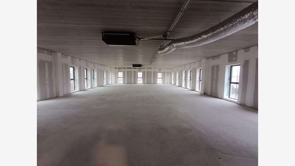 Vente plateau de bureaux 212m² R+1 à Quévert