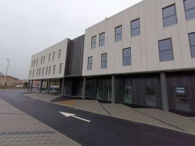 Vente plateau de bureaux 212m² R+1 à Quévert