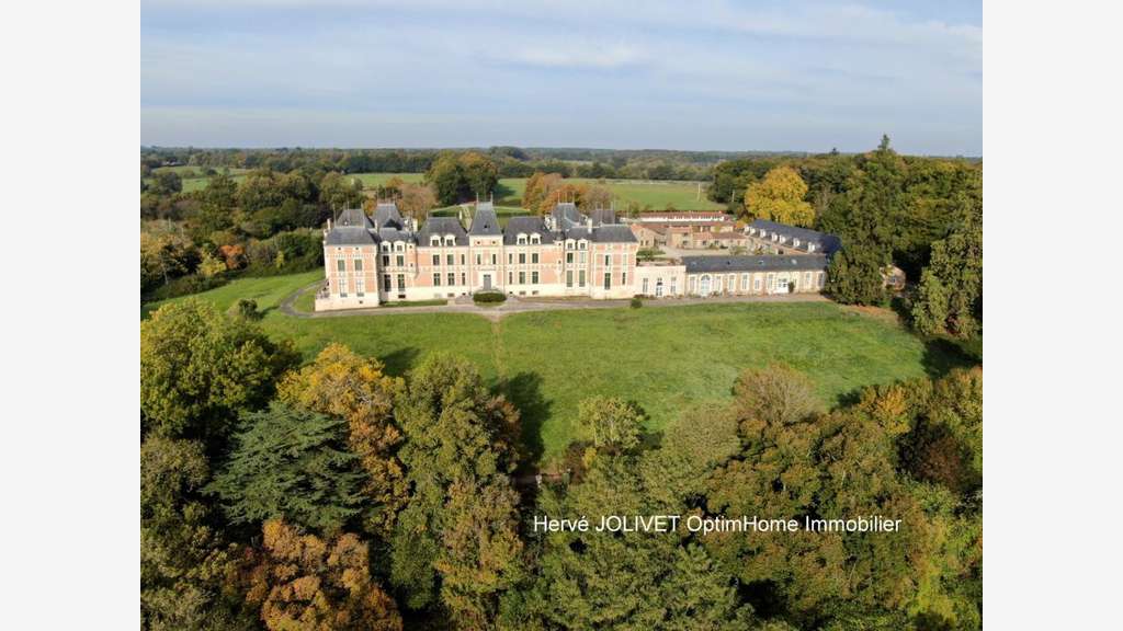 Vente bureaux + appartements au Cellier
