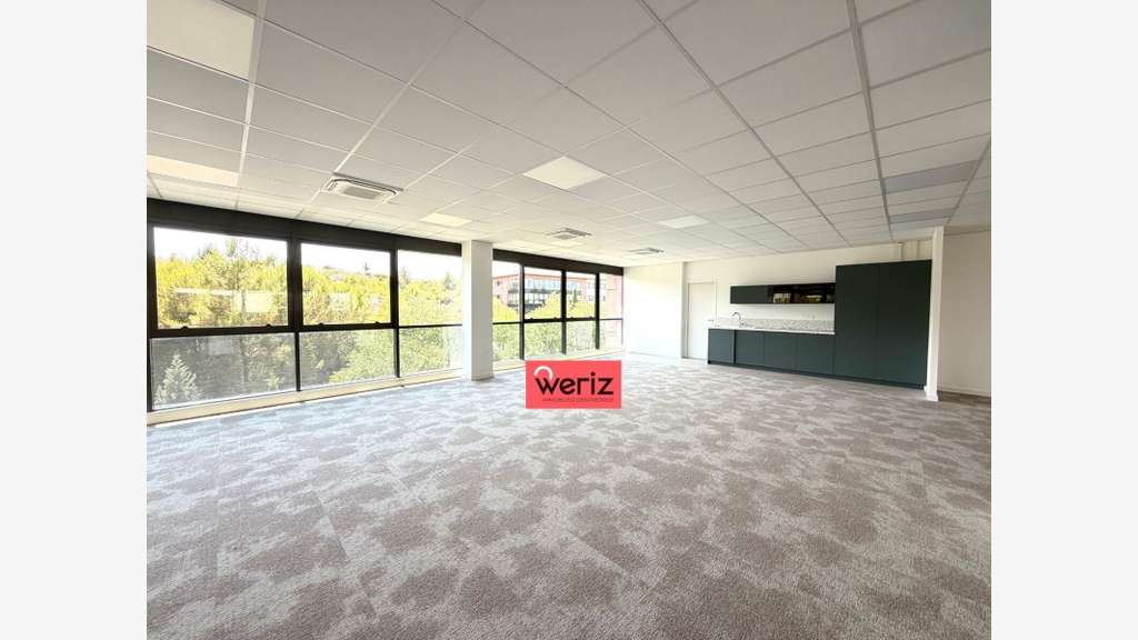 BUREAUX RENOVES A VENDRE SUR LA DURANNE A AIX