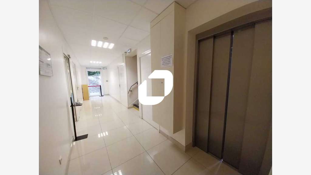 Vente Bureaux 700m² Les clayes sous bois