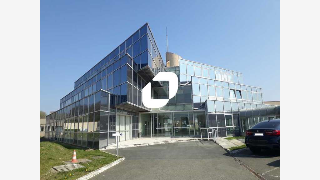 Vente Bureaux 391m² Les essarts le roi