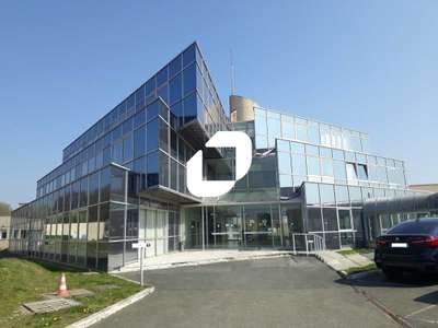 Vente Bureaux 391m² Les essarts le roi