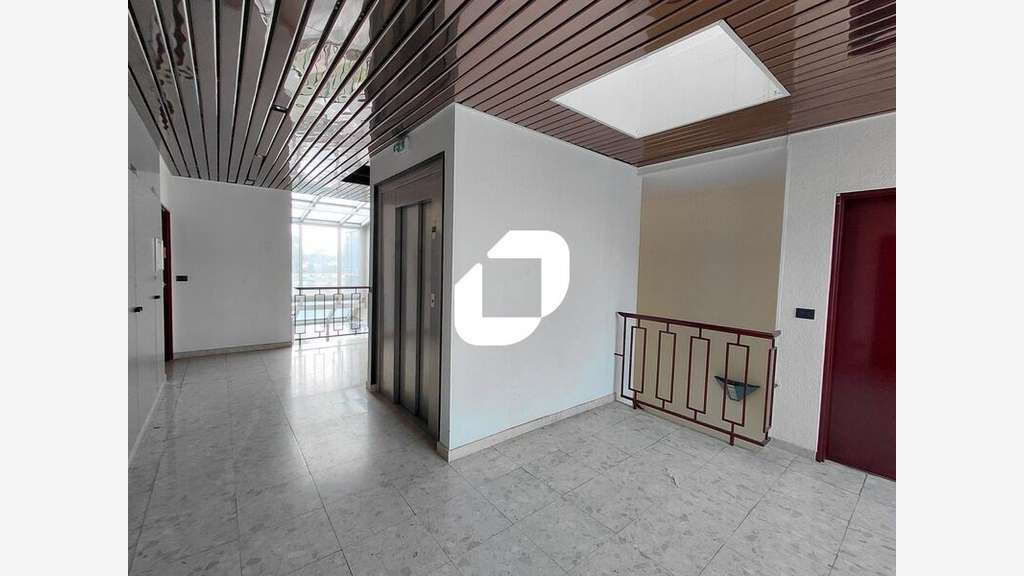 Vente Bureaux 391m² Les essarts le roi