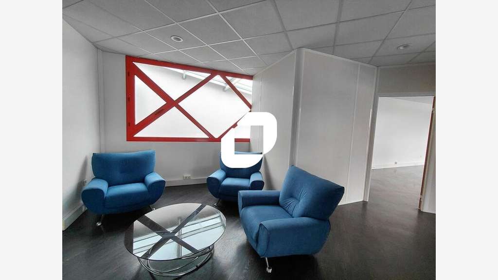 Vente Bureaux 391m² Les essarts le roi