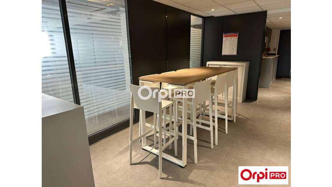 Bureaux 235m² à vendre empl stratégique Lille