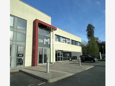 Vente bureaux loués 133m² à Limas