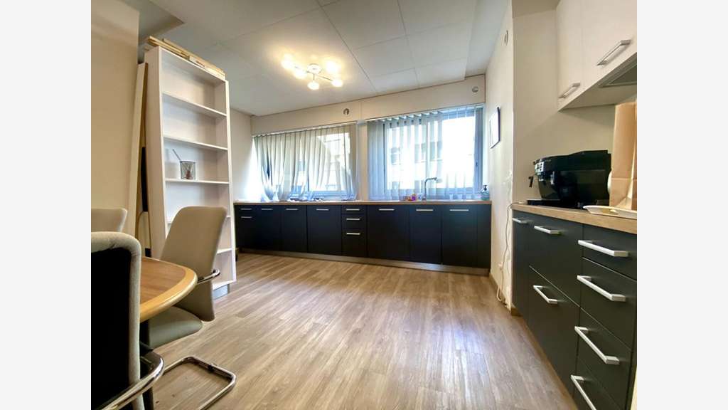 Vente bureaux 4 pièces 92m² Limoges hyper centre