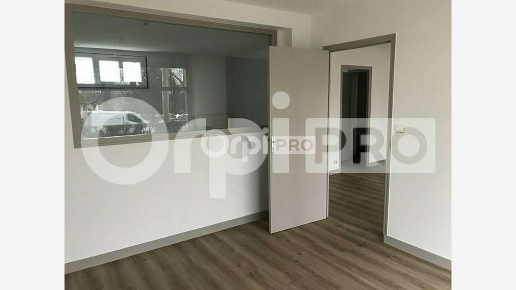 Bureau 173m² à vendre à Limoges 