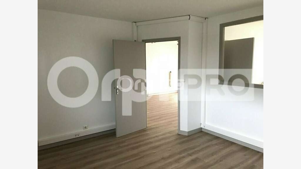 Bureau 173m² à vendre à Limoges 