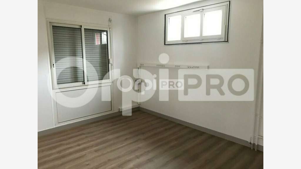 Bureau 173m² à vendre à Limoges 