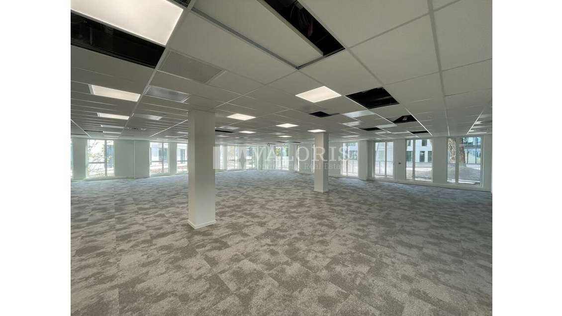 LIMONEST - BUREAUX à vendre