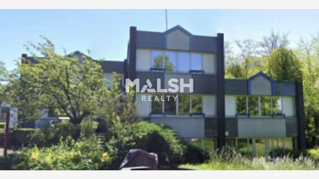 Bureaux à vendre 315m² à Lissieu A466 / A89