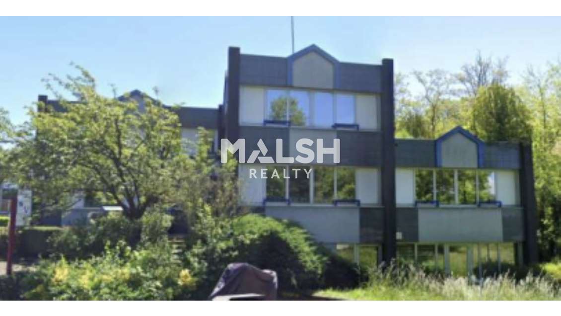 Bureaux à vendre 315m² à Lissieu A466 / A89