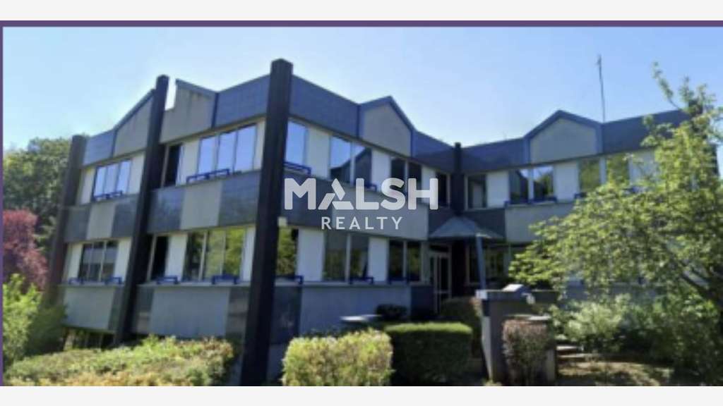 Bureaux à vendre 315m² à Lissieu A466 / A89