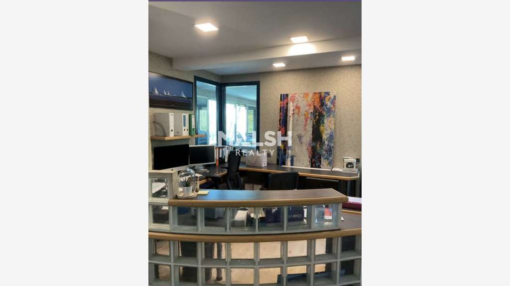 Bureaux à vendre 315m² à Lissieu A466 / A89