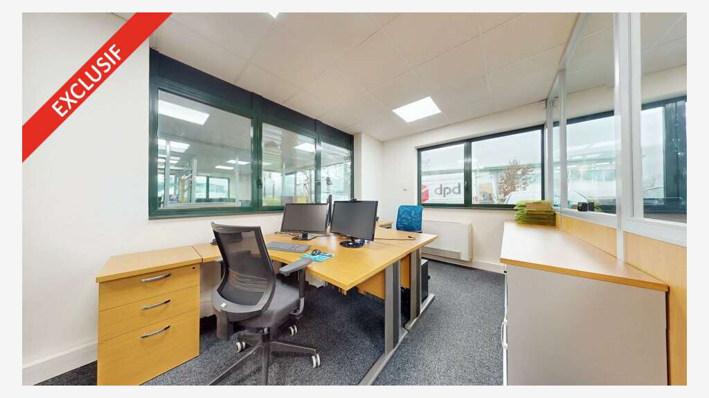 Bureaux 137m² à vendre à Lissieu