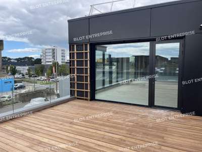 À vendre bureaux 250m² R+2 Lorient La Base Keroman