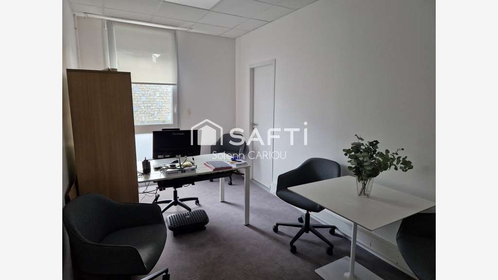AV immeuble de bureaux en excellent état Lorient