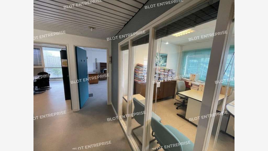 À vendre bureaux de 1275m² Lorient quartier gare